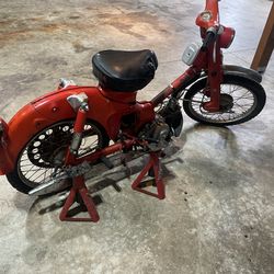 1(contact info removed) Honda Moterbike ( dose not run )