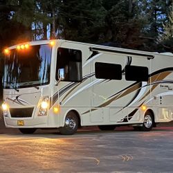 Motorhome 2018 Ford Thor Motorcoach Freedom Traveler
