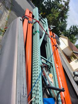 Heavy-duty shelving