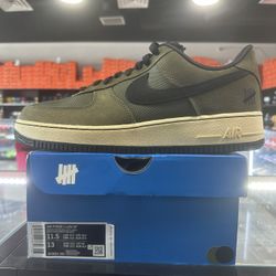 Nike Air Force 1 Low SP Undefeated Ballistic Dunk vs. AF1 (Size 11.5)
