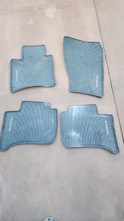 Porche cayenne 2011 to 2017 original floor mats