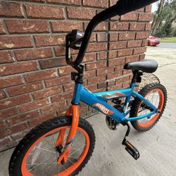 Hot Wheels 16 Inch Kids Bike – Blue/Orange BMX Style – Turbo Speedometer – Pre-Owned