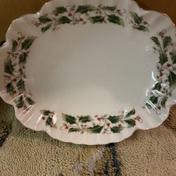 Holly Holiday Bon Bon Candy Dish Porcelain