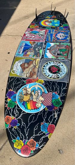 Grateful Dead surfboard (6’6” Lost)