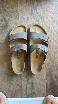 Birkenstock Men’s shoes slippers size 43 Like New