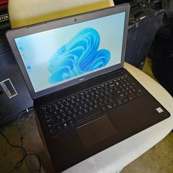 Dell 15.6" inch.. Windows 11, i5, 8gb ram, 512 GB storage, - $150.. Firm On Price 