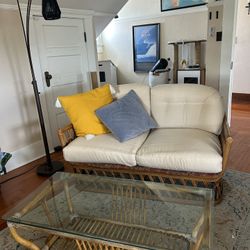 Ratan loveseat And Coffee Table