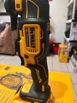Dewalt multitool regular
