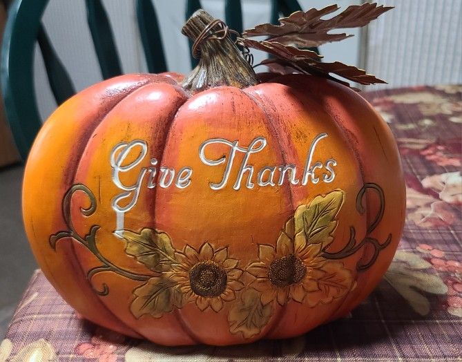 GIVE THANkS PUMPKIN
