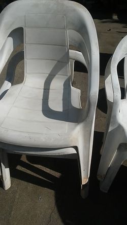12 Sillas de plástico