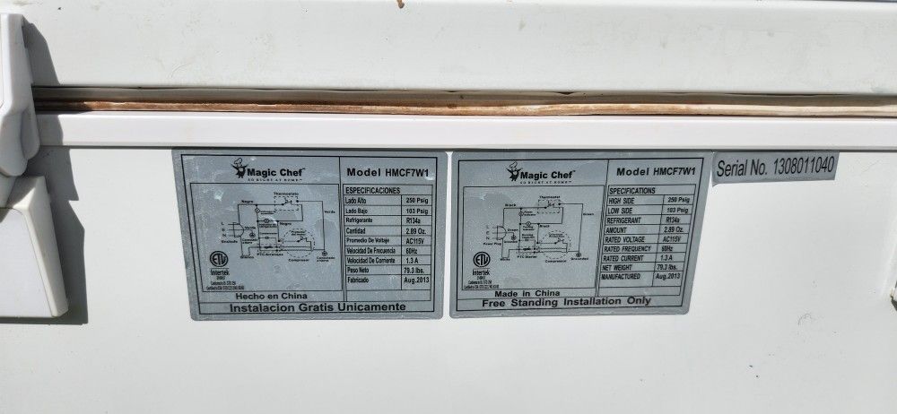 Magic Chef Freezer 6.9cf