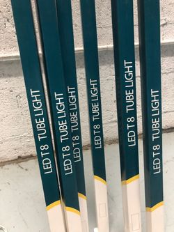  8ft LED Tube Light 45 Single Pin 5000k Workshop Lights