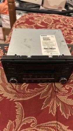 Nissan Radio AM /FM and CD Player ( Model Number PN-3653)