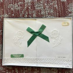 Irish Linen Embroidered Fingertip Towels 
