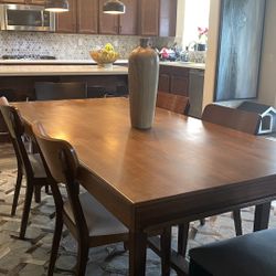 Living Spaces Kitchen Table