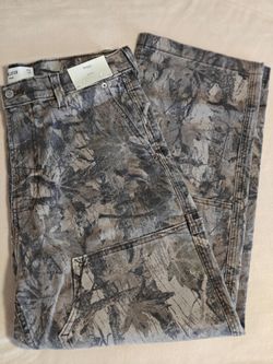 Hollister baggy camouflage pants/jeans
