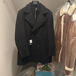 Peacoat Men’s Size Large