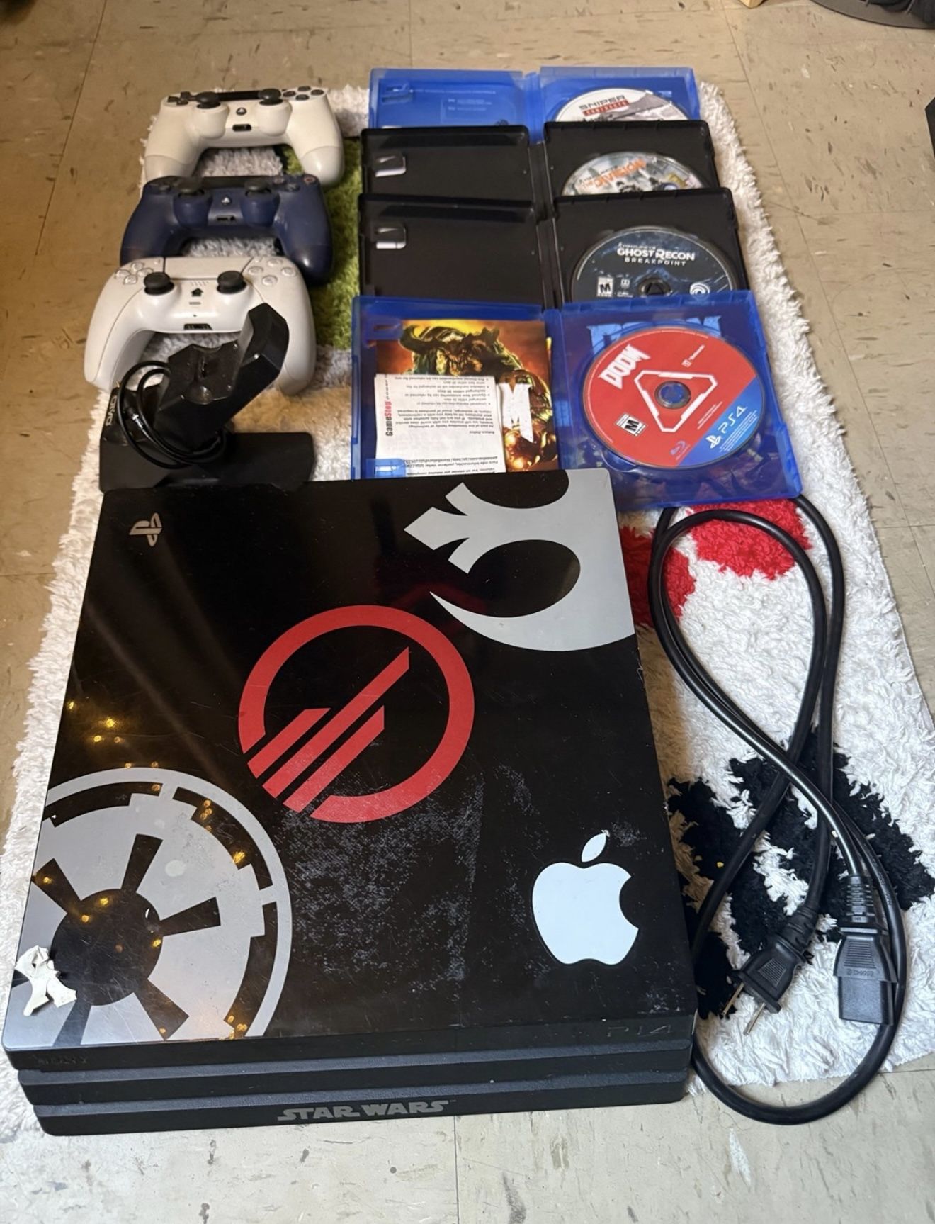 PlayStation 4 Star Wars Battlefront ll Limited Edition Bundle