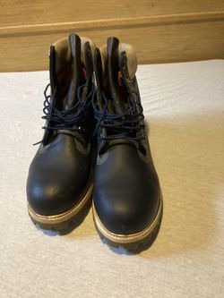 I’m Selling My Timberland Boots For $30…..size 8…must Go..as Is Sell..