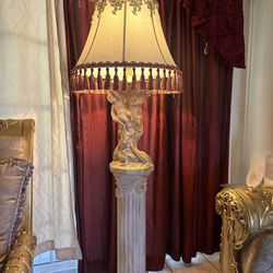 Italian Columns Angels Tall Lamp
