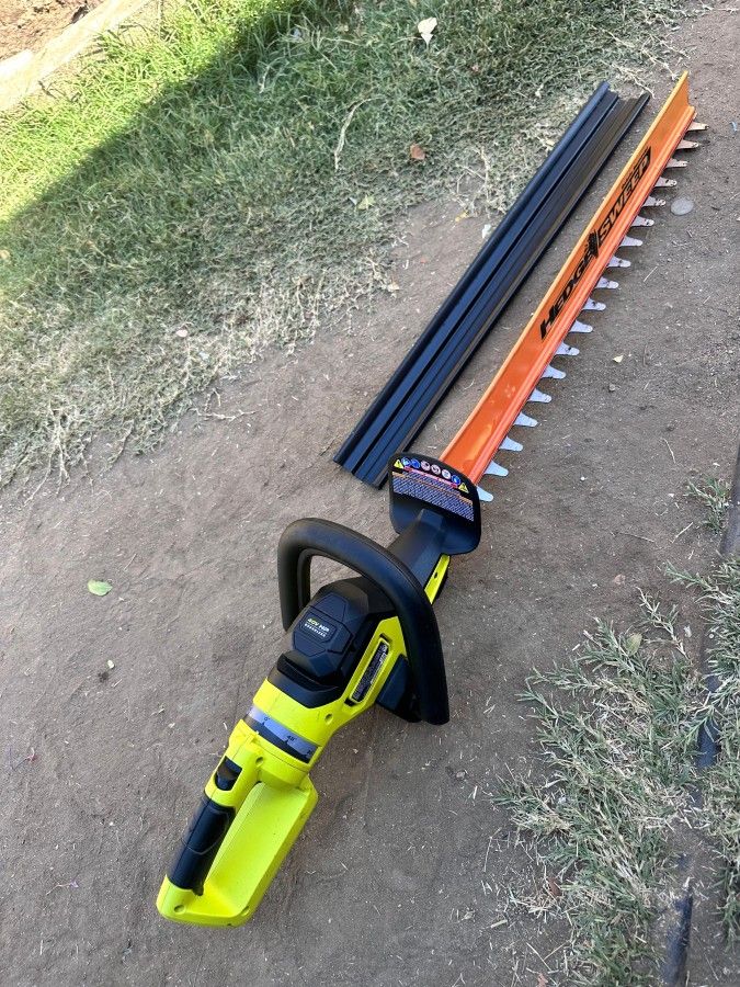 RYOBI
40V HP Brushless 26 in. Cordless Battery Hedge Trimmer (Tool Only)