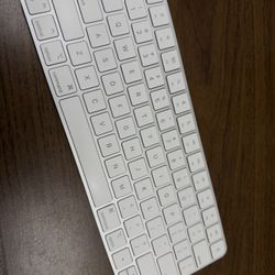 Apple Magic Keyboard Lighting Cable