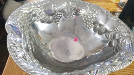 Lenox Pewter Fruit Bowl