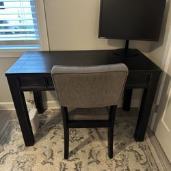 Ashley Furniture Home Store Desk And Chair 