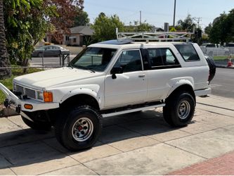 1988 Toyota 4Runner 4x4 5 speed manual Hilux