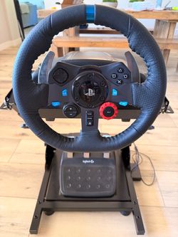 Logitech G29 PS5 Steering Wheel w/Pedals & Stand