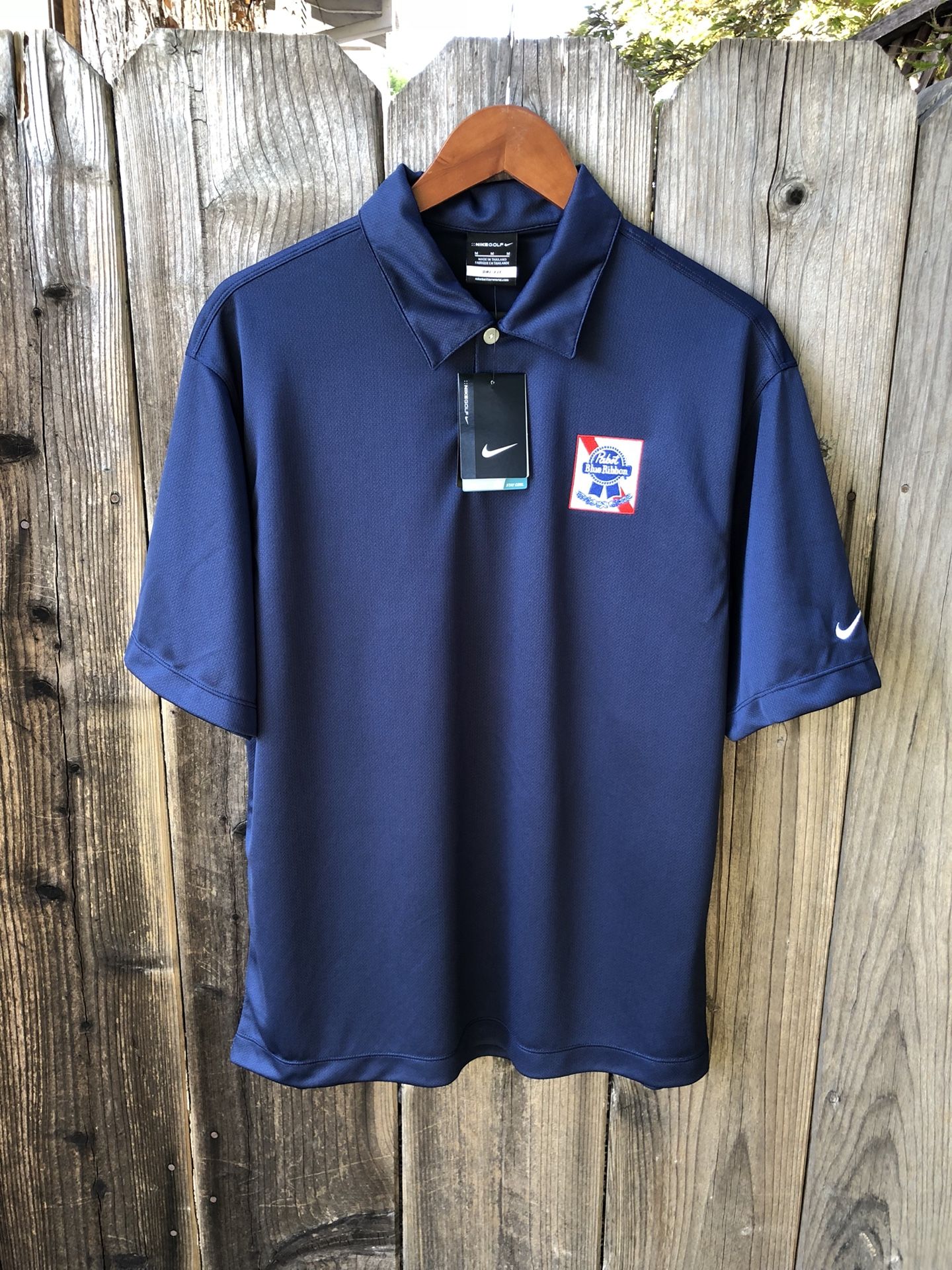 Nike Golf Polo Shirt Pabst Blue Ribbon Beer Men’s Medium New NWT