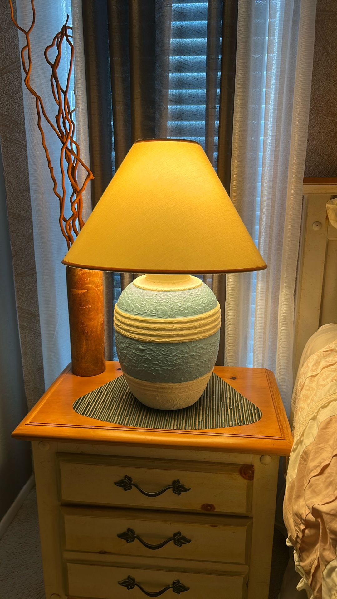 Two Bedroom Or Living Room Lamps 26 inches tall