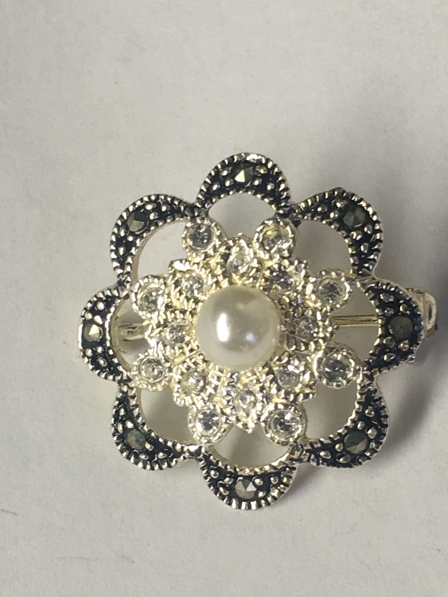 VINTAGE STAMPED 925 SILVER RHINESTONE BROOCH ๐๐SMALL SIZE 1โ