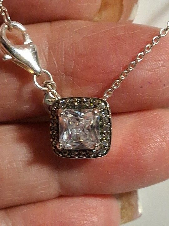 PANDORA TIMELESS AUTHENTIC BRAND NEW STERLING SILVER LARGE SQUARE HALO NECKLESS 19.5 INCH ADJUSTABLE