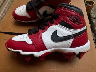 Youth Sports cleats