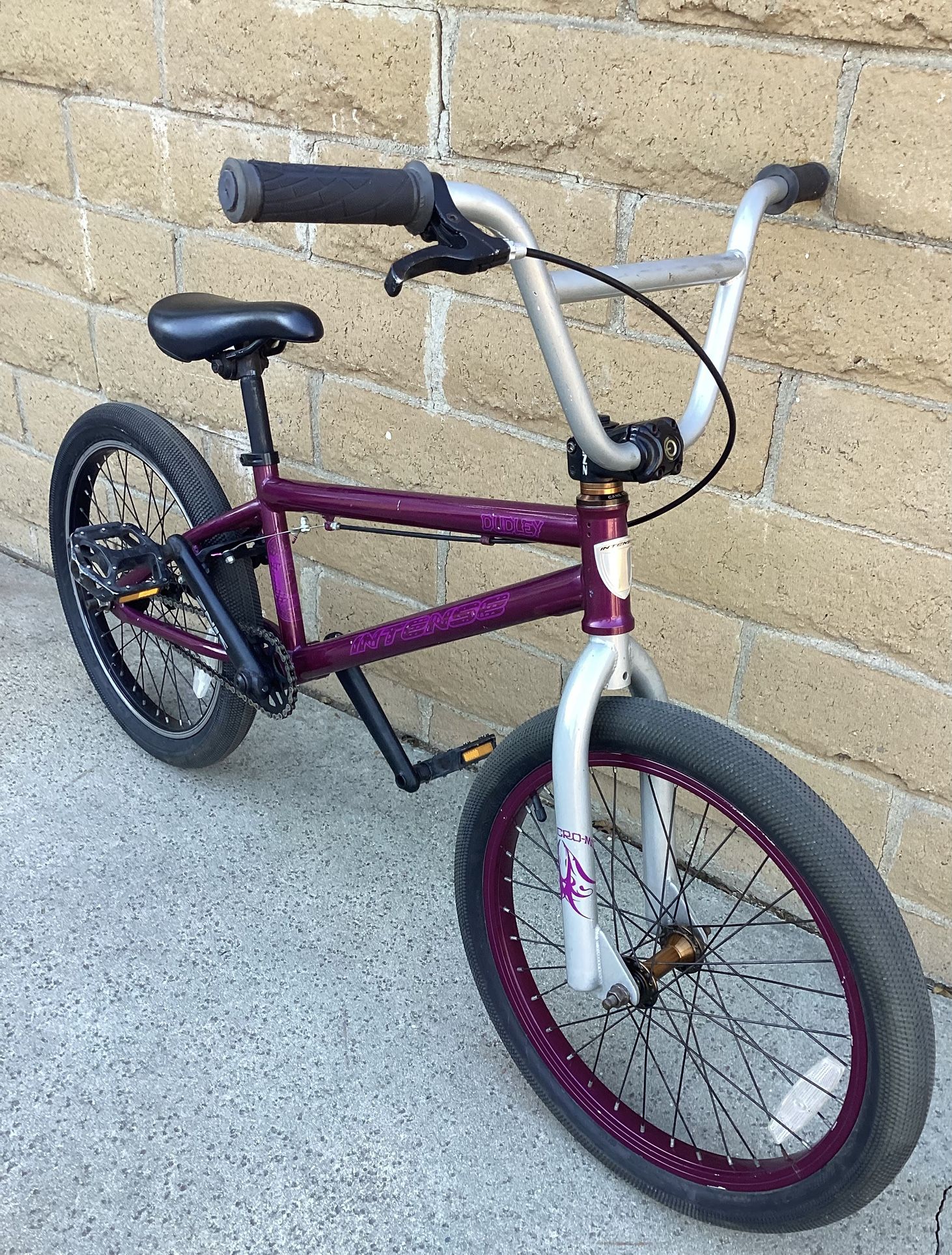INTENSE DUDLEY BMX BIKE