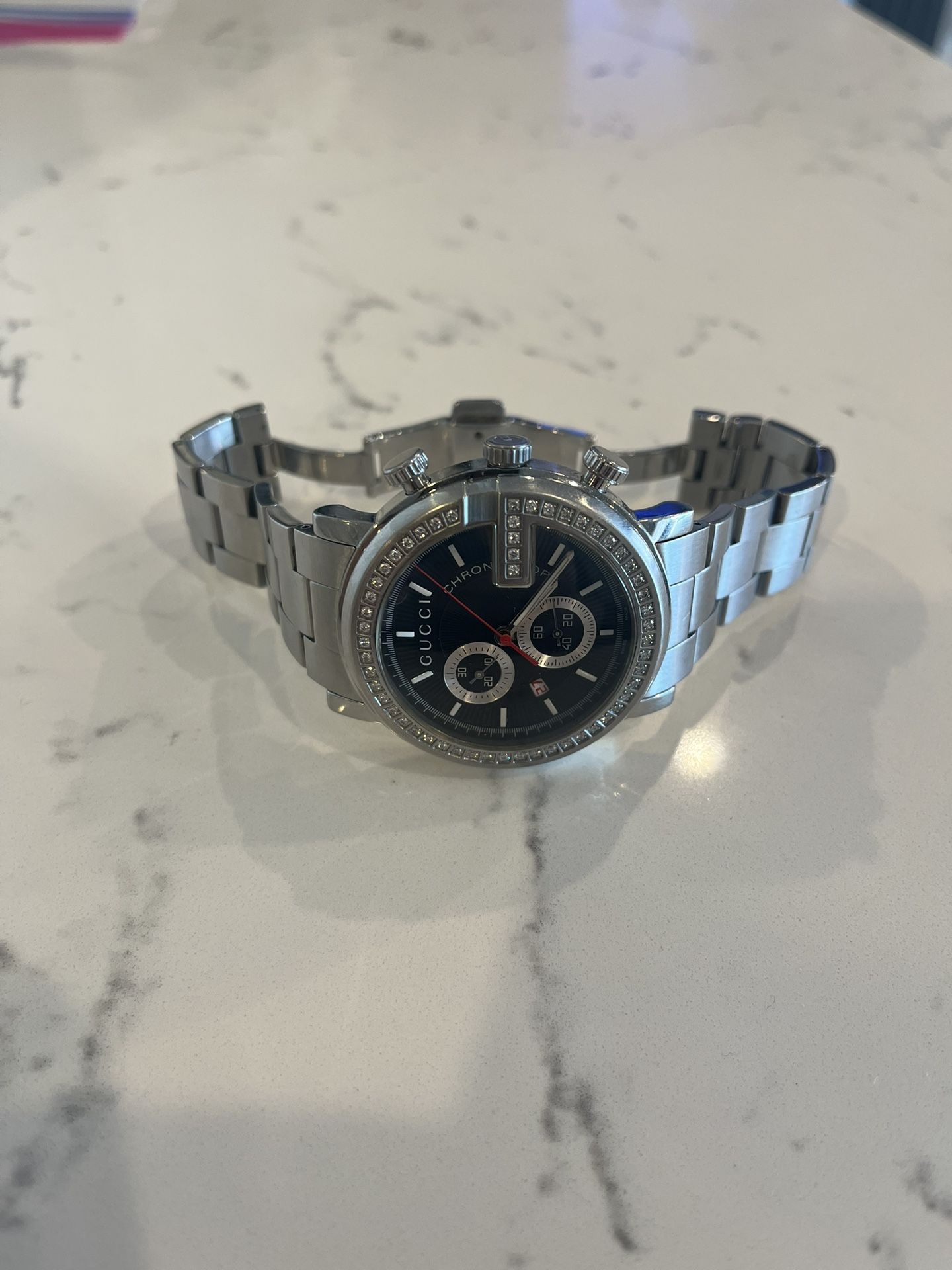 Gucci Men’s Watch With Diamond Basel