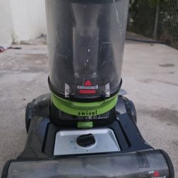 Bissell CleanView Swivel Pet Vacuum Cleaner