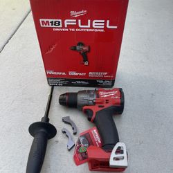 Milwaukee M18 FUEL 18V Lithium-Ion Brushless Cordless 1/2 in. Hammer Drill/Driver (Tool-Only)