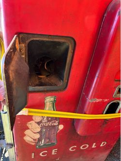 Coca-Cola soda machine