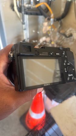 Sony 6000