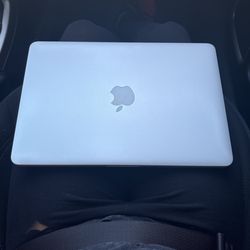 MacBook Pro 13’ (mid 2014)