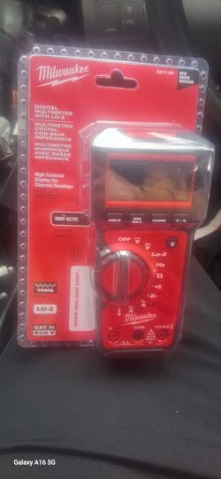 Milwaukee digital multimeter with LO-Z