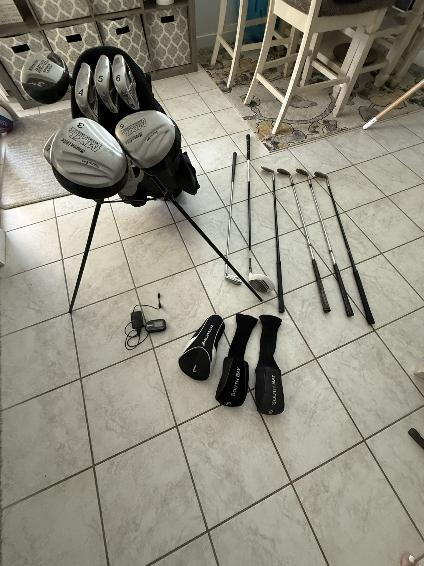 Men’s Golf Club Set (Bag, Range Finder and More)