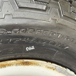 Chevy/gmc Rims And tires 