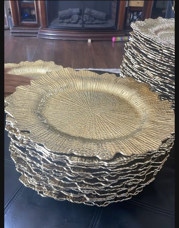 Gold Charger Platee