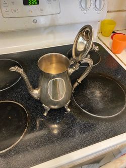 Silver plate coffee/ teapot
