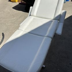 tattoo / lash bed