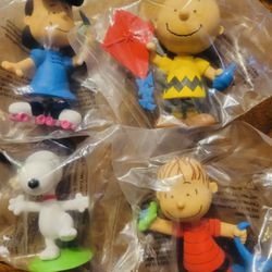 Charlie Brown & The Peanut Gang Collectibles