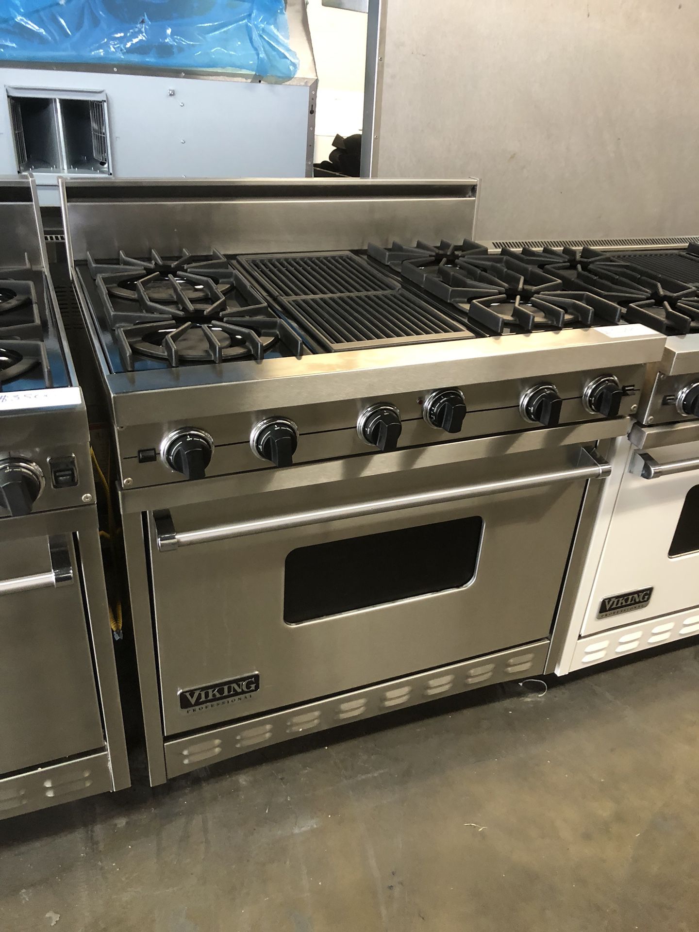 Viking 36”Wide All Gas Range Stove In Stainless Steel With Charbroil Grill